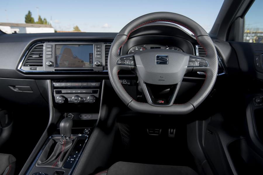 Торпедо Seat Ateca FR 2017 года  (UK) (фото 3 из 40)